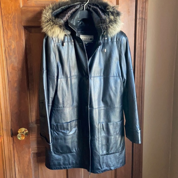 Black Leather jacket - Picture 1 of 5